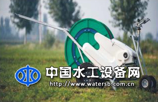 移動(dòng)卷盤式噴灌機(jī)